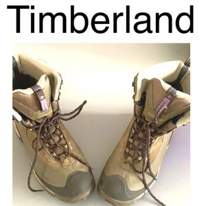 Columbia  hiking boots 8.5 techlite